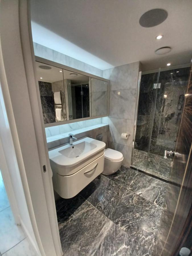 Buckingham Palace Residences By Aeria Apartments 런던 외부 사진