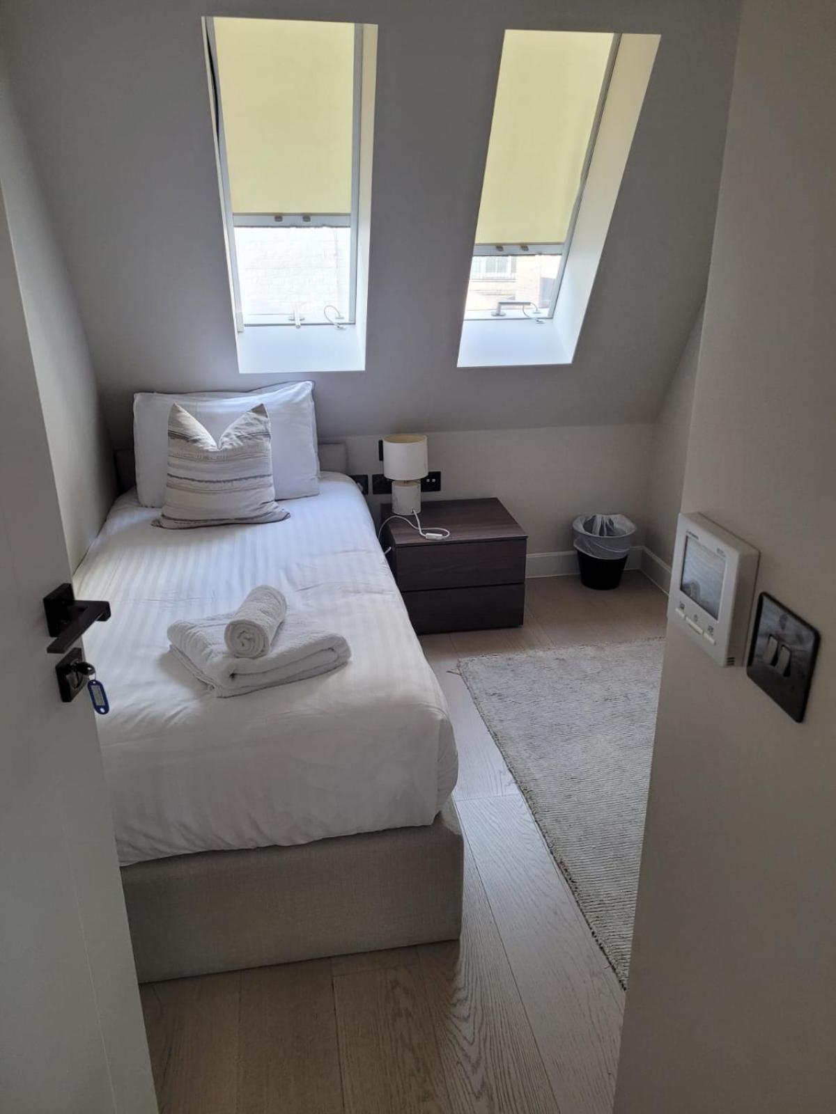 Buckingham Palace Residences By Aeria Apartments 런던 외부 사진